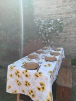 Mantel Ecocuero Girasoles y Margaritas 1,34m x 2,50m - Imagen 2