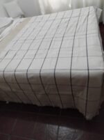 Manta de Pabilo Cuadrille Blanco con Marino 1,40m x 2,50m - Imagen 3