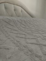 Frazada King Jackard con Corderito Gris Perla 3,00m x 2,40m - Imagen 3