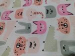 Mantita de Bebe Invierno Blanco Animalitos Rosados 0,75m x 1,00m - Imagen 3